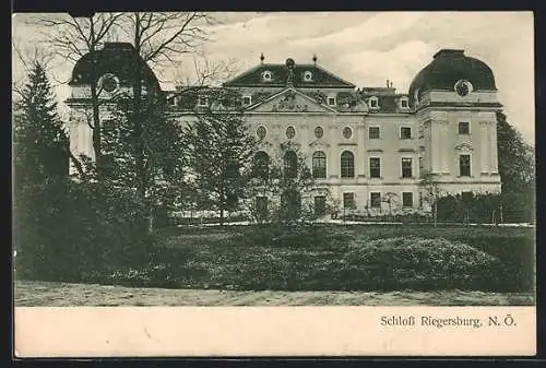 AK Riegersburg /N.-Ö., Frontalansicht des Schlosses