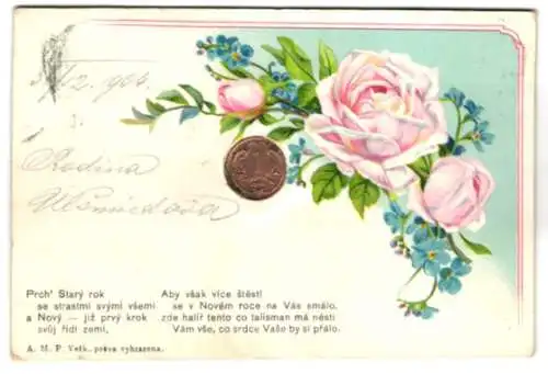 Lithographie Ein Strauss aus rosa-farbenen Rosen und Vergissmeinnicht, daneben eine echte bronzene Geldmünze