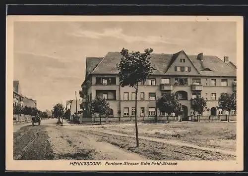 AK Hennigsdorf, Blick in die Fontane-Strasse Ecke Feld-Strasse