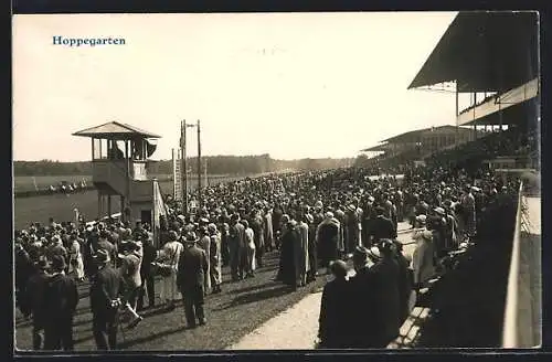 AK Hoppegarten, Rennbahn, Publikum, Gebäude, Schiedsrichter-Turm