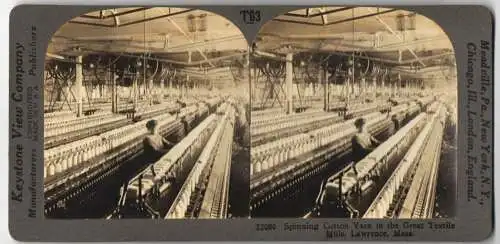 Stereo-Fotografie Keystone View, Meadville, Ansicht Lawrence / Mass., Spinning Cotton Yarn in the Great Textile Mills