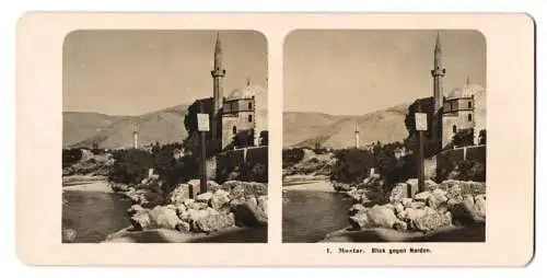 Stereo-Fotografie unbekannter Fotograf, Ansicht Mostar, Blick gegen Norden, Moschee & Uferpartie