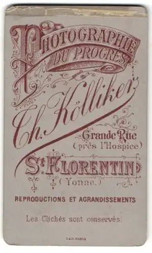 Fotografie Ch. Kölliker, St. Florentin, Grand Rue, Fotografenname und Anschrift des Ateliers in verschiedener Schrift