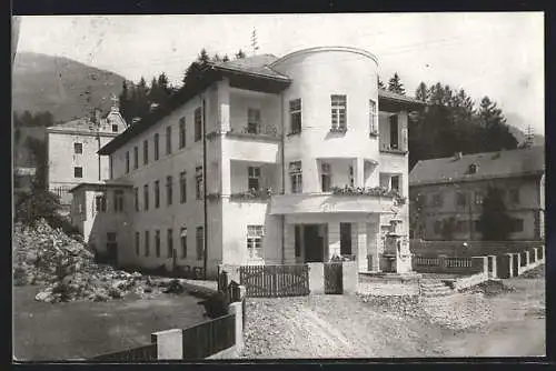 AK Schwarzach /Pongau, Blick auf die Krankenanstalt