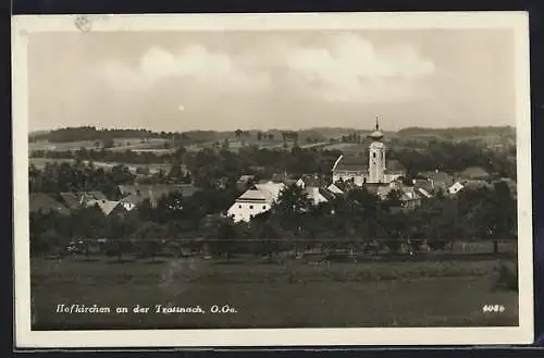 AK Hofkirchen an der Trattnach, Ortspartie mit Kirche