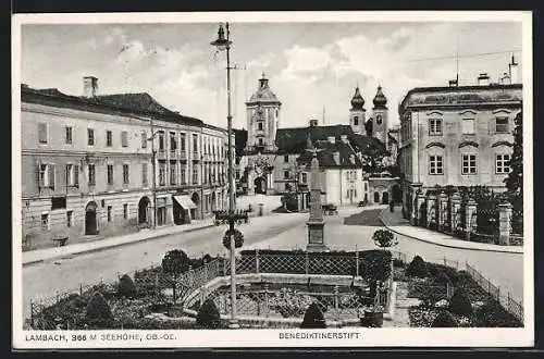 AK Lambach /Ob.-Oe., Benediktinerstift mit Denkmal