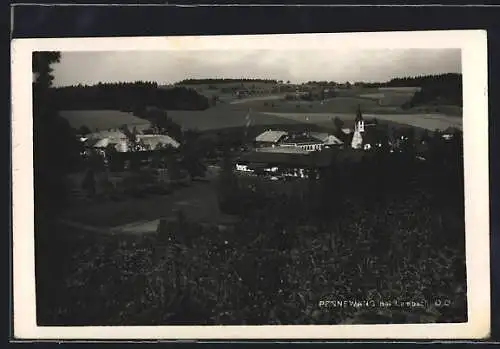 AK Pennewang bei Lambach, Ortspartie mit Kirche