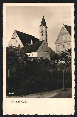 AK Eferding, Ortsansicht mit Gasthof und Kirche