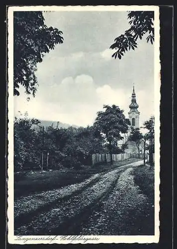 AK Langenzersdorf, Hohlfeldergasse mit Kirche