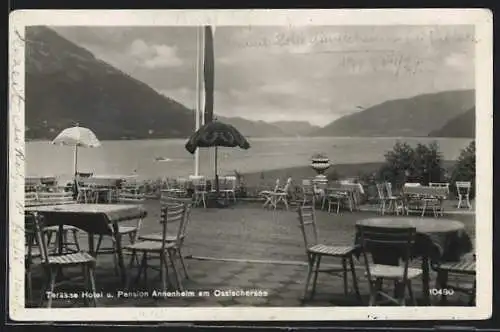 AK Annenheim /Ossiachersee, Hotel-Pension Annenheim, Terrasse mit Seeblick