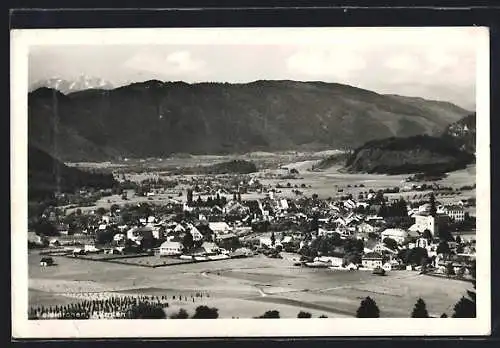 AK Feldkirchen /Kärnten, Teilansicht mit Bergen