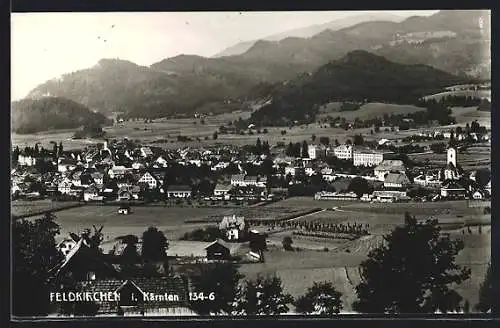AK Feldkirchen i. Kärnten, Teilansicht mit Kirche