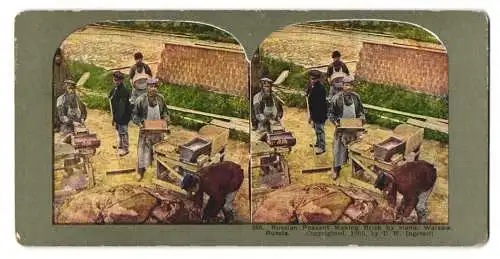 Stereo-Fotografie T. W. Ingersoll, Ort unbekannt, Russian Peasants making Brick by Hand, Russische Maurer