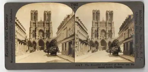 Stereo-Fotografie Keystone View Company, Meadville, Ansicht Reims, Cathedral and Restored Street
