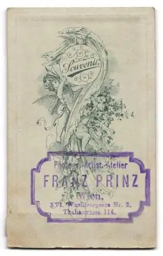 Fotografie Franz Prinz, Wien, Wurlitzergasse 2, Thaliastr. 116, Junger Herr im Anzug mit Krawatte