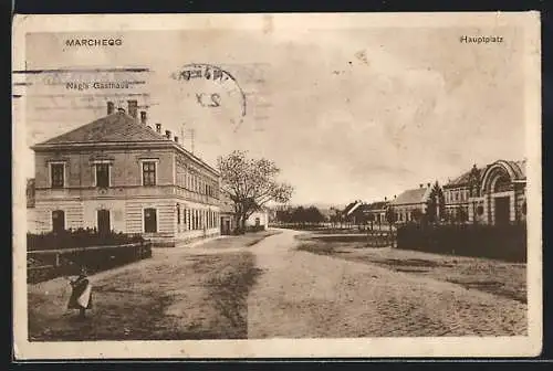 AK Marchegg, Hauptplatz mit Nagls Gasthaus und Mädchen