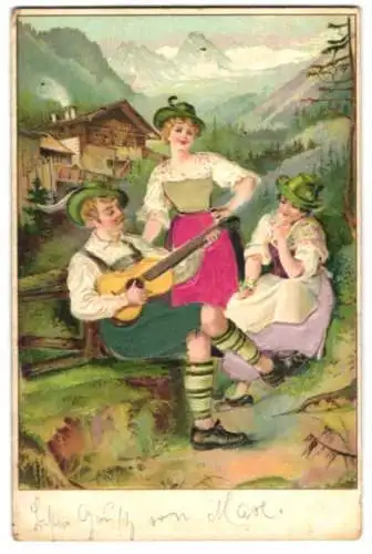 Stoff-Präge-AK Ein Mann spielt für zwei Frauen Gitarre, Teile der Trachten aus Stoff
