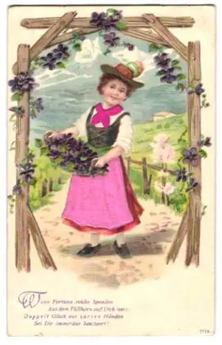 Stoff-Präge-AK Mädchen mit eine Blumenkorb, Schürze und Halstuch aus Stoff