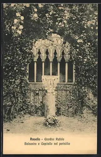 AK Ravello, Giardino Rufolo, Balaustra e Capitello nel peristilio