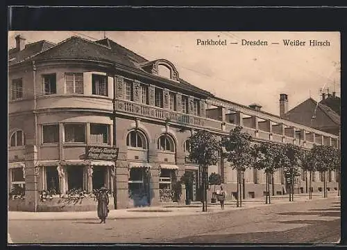 AK Dresden-Weisser Hirsch, Parkhotel, von der Strasse gesehen