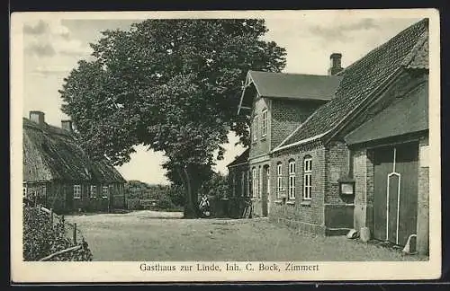 AK Rieseby, Gasthaus zur Linde C. Bock / Zimmert mit Strasse und Nachbarhaus