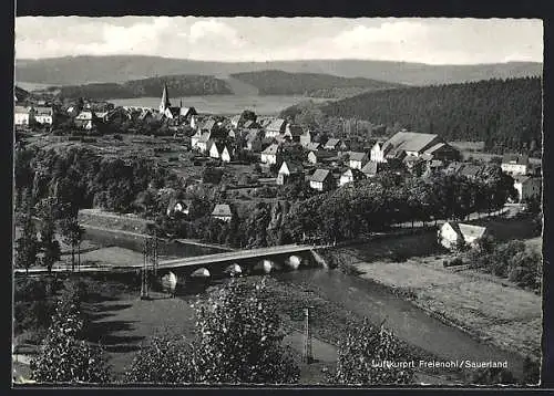 AK Freienohl /Sauerland, Totalansicht von einem Berg aus