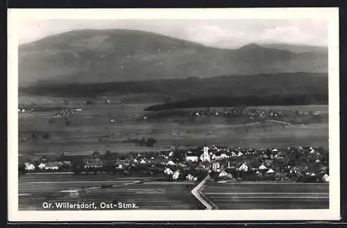 AK Gr. Wilfersdorf, Totalansicht von einem Berg aus