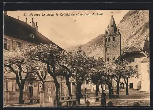 AK St.-Maurice, La Place, la Cathédrale et la Dent du Midi