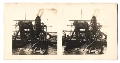 Stereo-Fotografie unbekannter Fotograf und Ort, Goldgräber Dredge, Schaufelbagger Schiff, Bergbau