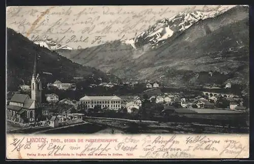 AK Landeck / Tirol, Ortspanorama mit Kirche gegen die Passeiergruppe