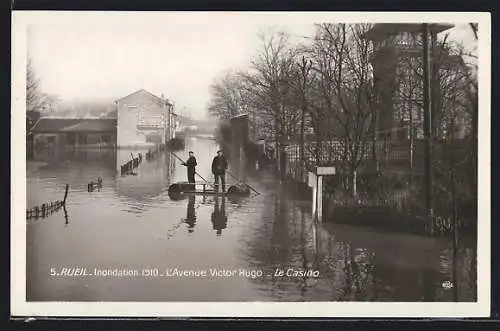 AK Rueil, Inondation 1910, l`Avenue Victor-Hugo, le Casino