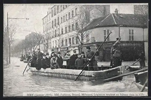 AK Ivry, Inondation 1910, Président Fallières se rendent en bâteau dans la Ville, Hochwasser