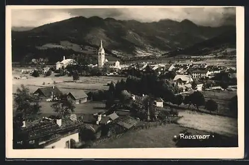 AK Radstadt, Gesamtansicht mit Kirche