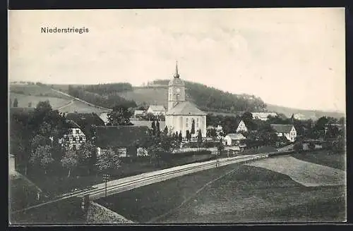 AK Niederstriegis, Teilansicht mit Kirche