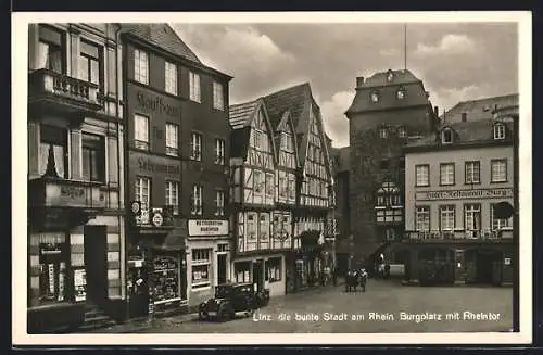 AK Linz / Rhein, Burgplatz mit Rheintor