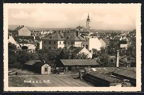 AK Bruck an der Leitha, Blick zur Kirche