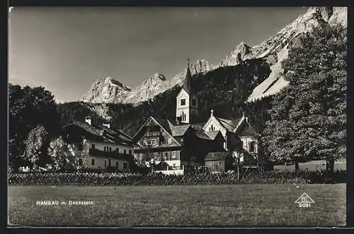 AK Ramsau am Dachstein, Ansicht der Kirche mit Dachstein