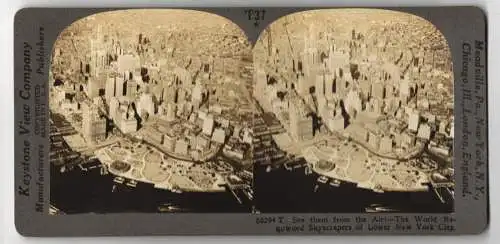 Stereo-Fotografie Keystone View Co., Meadville, Ansicht New York City / NY, Skyscrapers of the Lower New York from Air