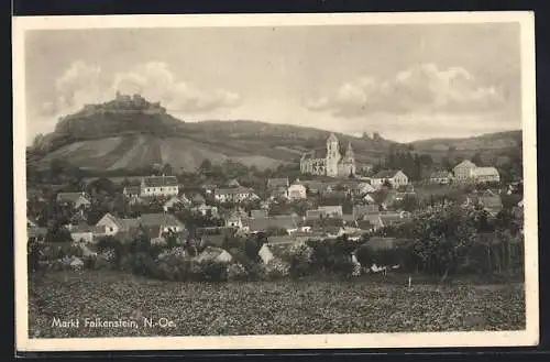 AK Falkenstein /N.-Oe., Teilansicht mit Burg