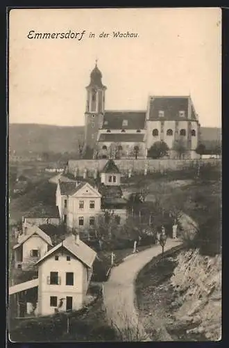AK Emmersdorf in der Wachau, Ortsansicht mit der Kirche