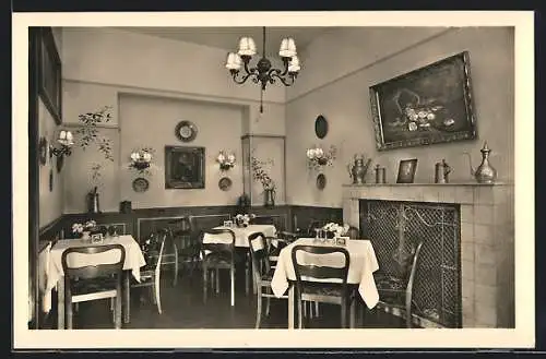 AK Berlin-Charlottenburg, Austernstuben-Restaurant Weidehoff & Schulte, Hardenbergstrasse 12, Inneres Altdeutsche Stube