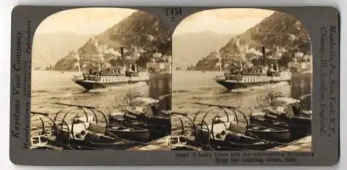 Stereo-Fotografie Keystone View Co., Meadville, Ansicht Como, Lake Como and Mountains from the Landing, Raddampfer