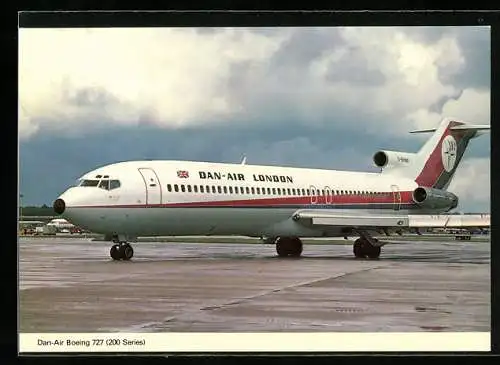 AK Flugzeug Boeing 727 (200 series) vor dem Start, Dan-Air