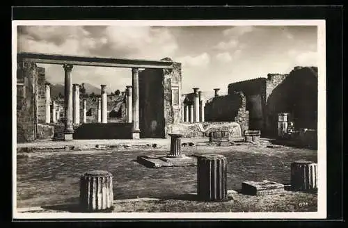AK Neapel, Pompeji, Säulentor und Säulen