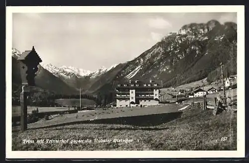 AK Trins, Hotel Trinserhof gegen die Stubaier Gletscher