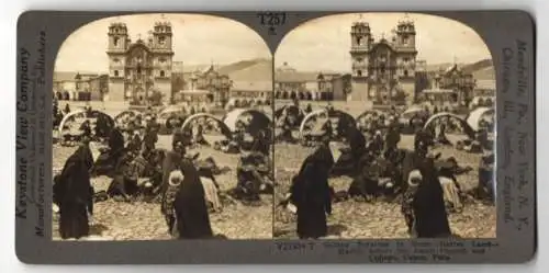 Stereo-Fotografie Keystone View Co., Meadville, Ansicht Cuzco, Selling Potatos at Market, Jesuit Church and College Peru