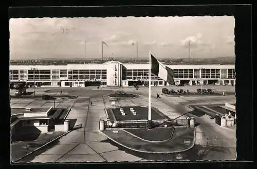 AK Bourget-Dugny, Port aérien, Entrée de l`Aérogare