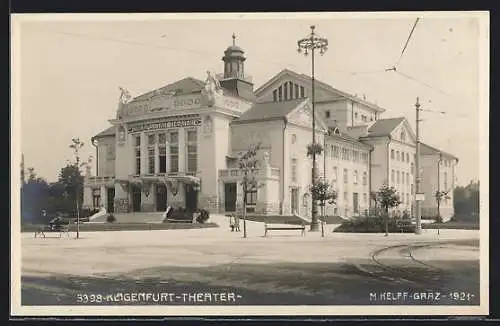 AK Klagenfurt, Strassenpartie am Jubiläums-Stadttheater