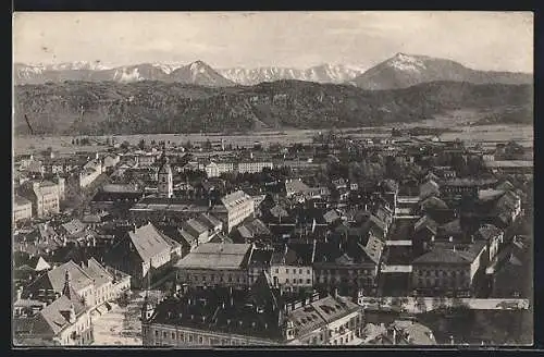 AK Klagenfurt, Blick über die Dächer mit den Karawanken vom Stadtpfarrturm gesehen