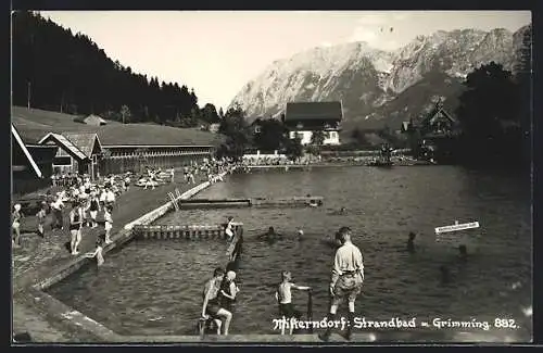 AK Bad Mitterndorf, Strandbad m. Grimming, Badegäste